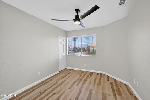 6831 S OAKMONT Drive, Chandler, AZ 85249