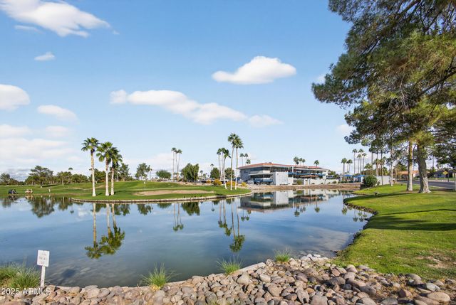 6831 S OAKMONT Drive, Chandler, AZ 85249