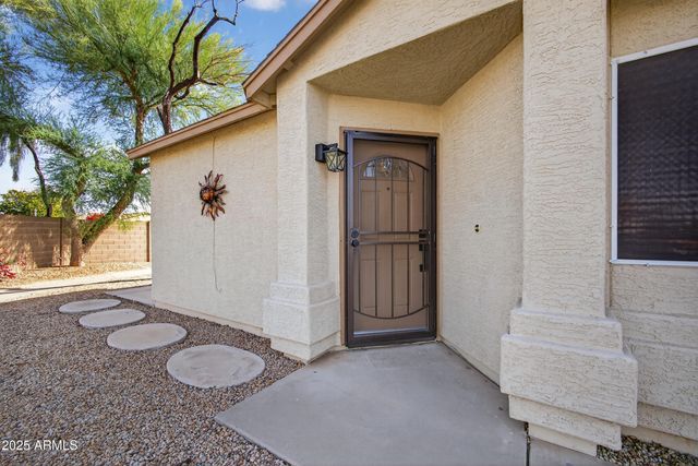 6831 S OAKMONT Drive, Chandler, AZ 85249
