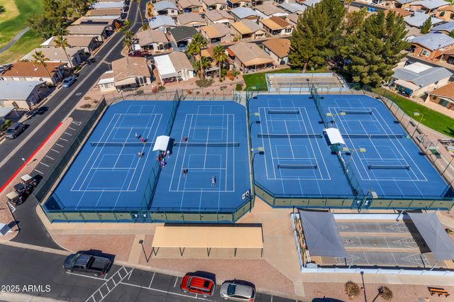 6831 S OAKMONT Drive, Chandler, AZ 85249