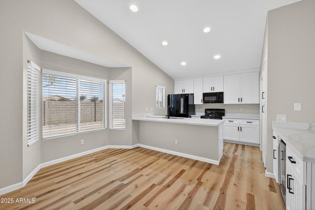 6831 S OAKMONT Drive, Chandler, AZ 85249