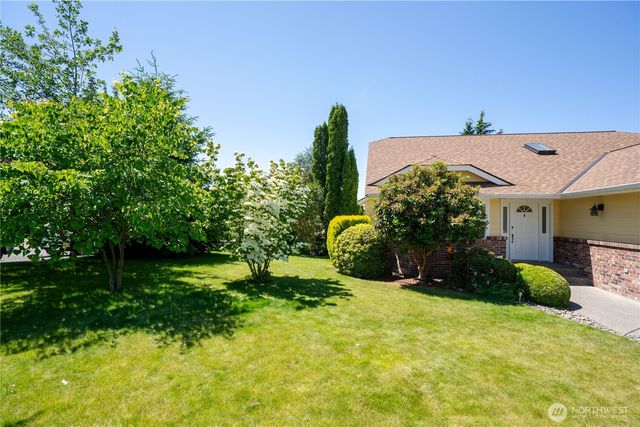 8555 Bender Road, Lynden, WA 98264