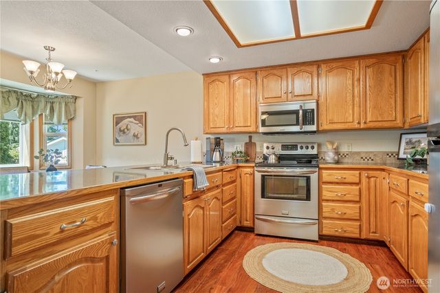 8555 Bender Road, Lynden, WA 98264