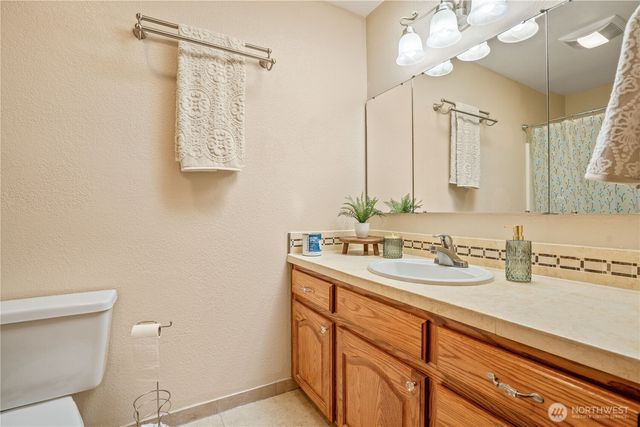 8555 Bender Road, Lynden, WA 98264