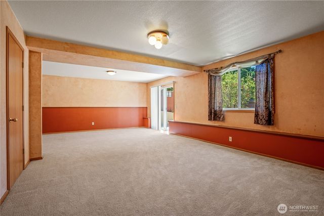 8555 Bender Road, Lynden, WA 98264
