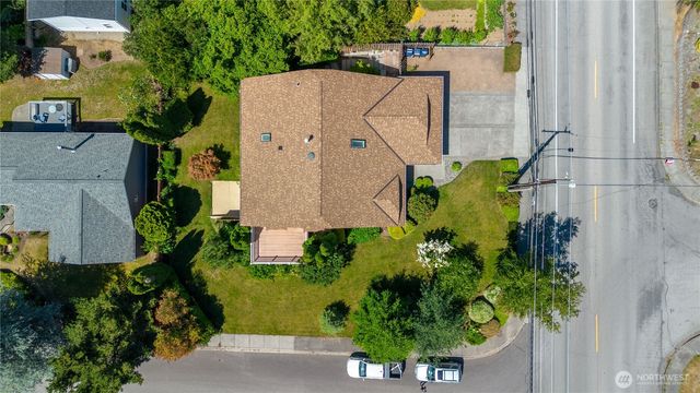 8555 Bender Road, Lynden, WA 98264