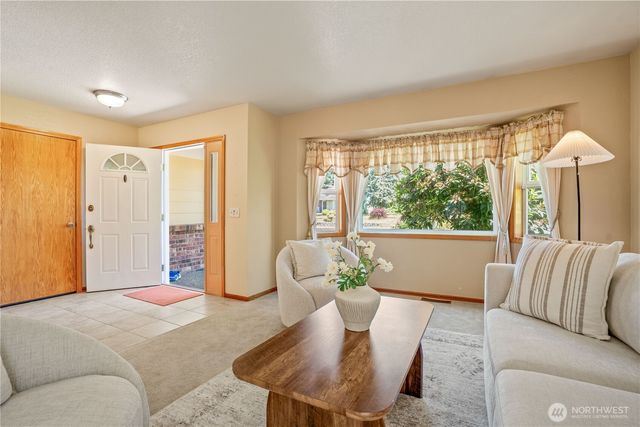 8555 Bender Road, Lynden, WA 98264