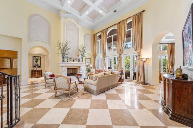 2386 W Maya Palm Drive, Boca Raton, FL 33432