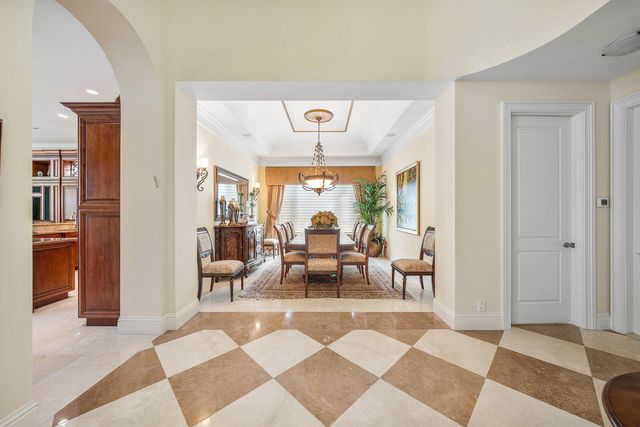 2386 W Maya Palm Drive, Boca Raton, FL 33432