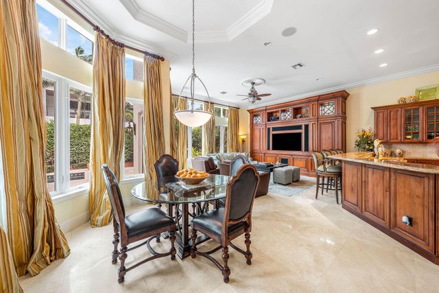 2386 W Maya Palm Drive, Boca Raton, FL 33432