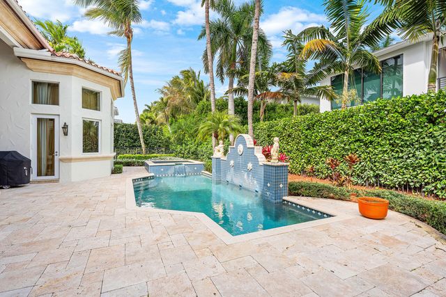 2386 W Maya Palm Drive, Boca Raton, FL 33432