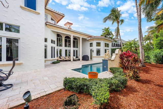 2386 W Maya Palm Drive, Boca Raton, FL 33432