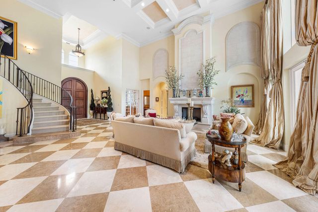 2386 W Maya Palm Drive, Boca Raton, FL 33432