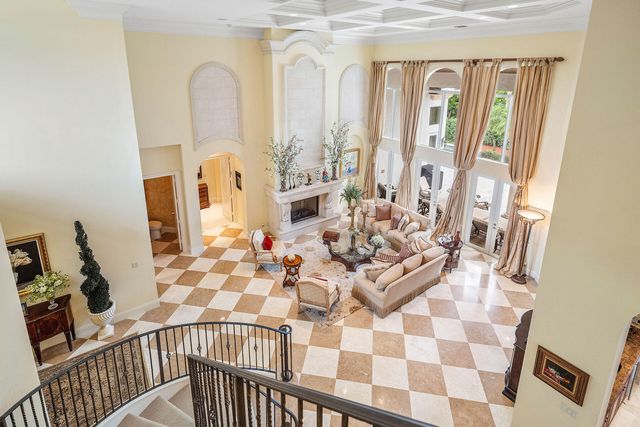 2386 W Maya Palm Drive, Boca Raton, FL 33432