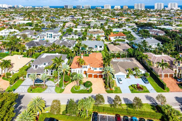 2386 W Maya Palm Drive, Boca Raton, FL 33432