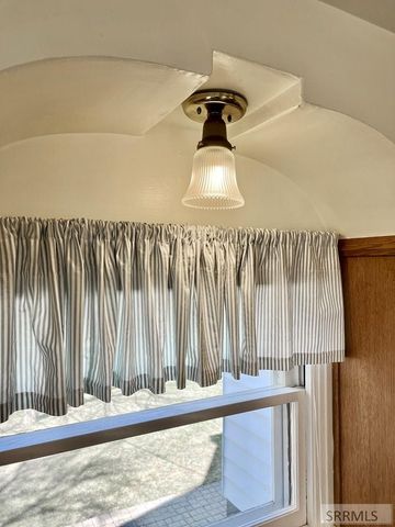 375 E 13th Street, Idaho Falls, ID 83404