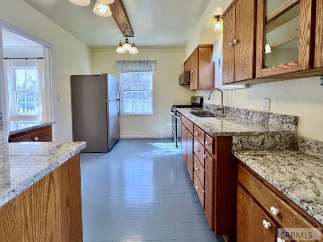 375 E 13th Street, Idaho Falls, ID 83404