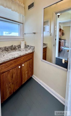 375 E 13th Street, Idaho Falls, ID 83404