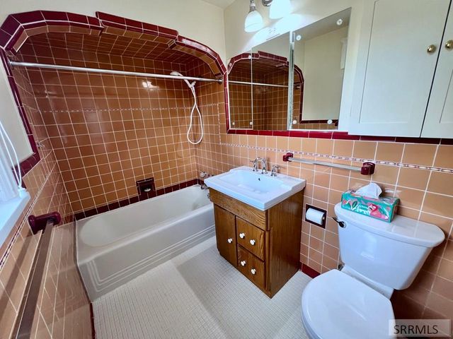 375 E 13th Street, Idaho Falls, ID 83404