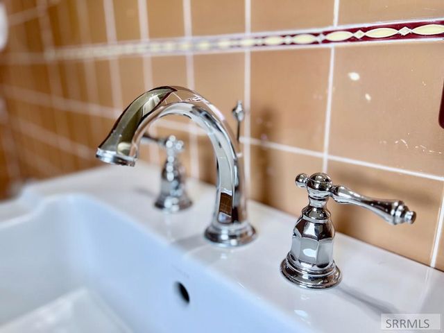 375 E 13th Street, Idaho Falls, ID 83404