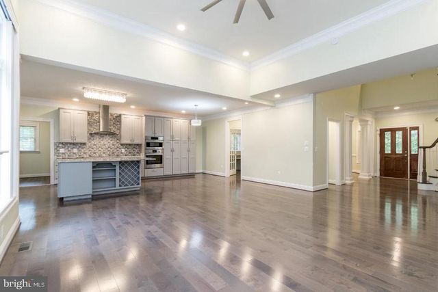 11601 MACFADEN DR, Spotsylvania, VA 22551