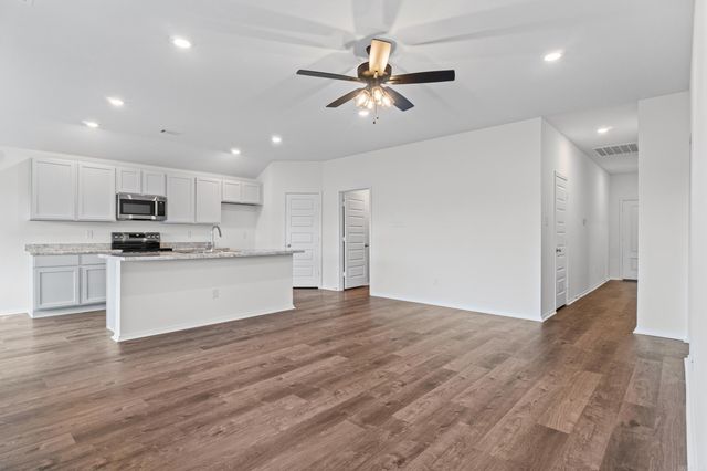 102 Powder River Drive, Beebe, AR 72012