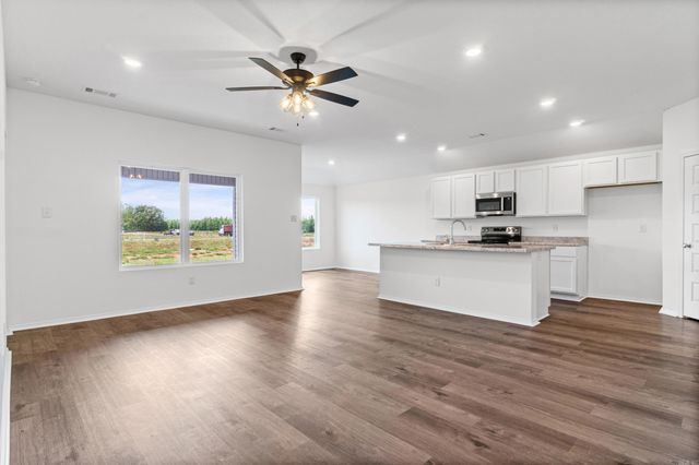 102 Powder River Drive, Beebe, AR 72012