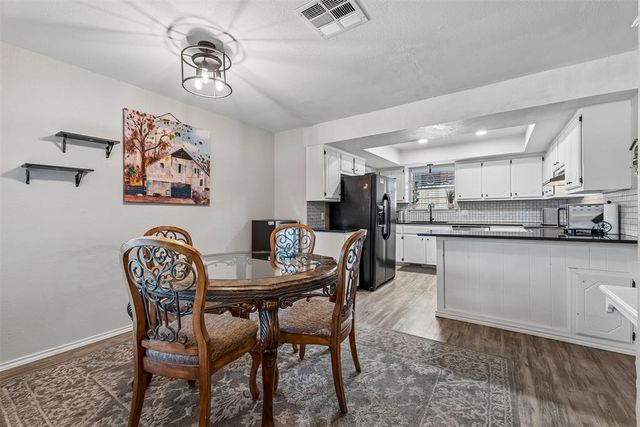 9912 S Country Club Drive, Oklahoma City, OK 73159