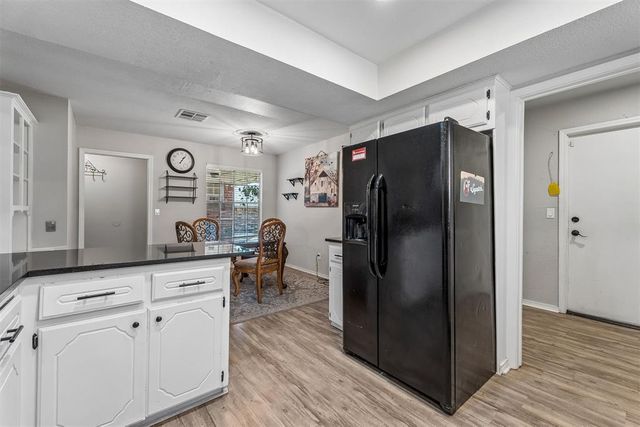 9912 S Country Club Drive, Oklahoma City, OK 73159