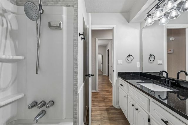 9912 S Country Club Drive, Oklahoma City, OK 73159