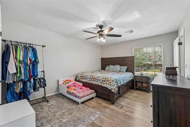 9912 S Country Club Drive, Oklahoma City, OK 73159