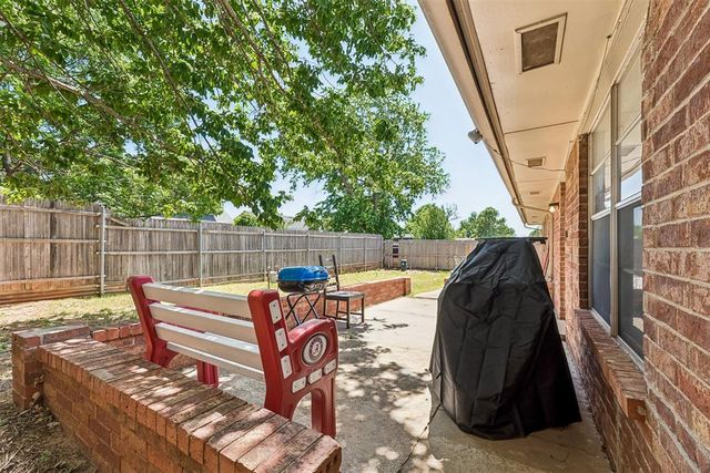 9912 S Country Club Drive, Oklahoma City, OK 73159