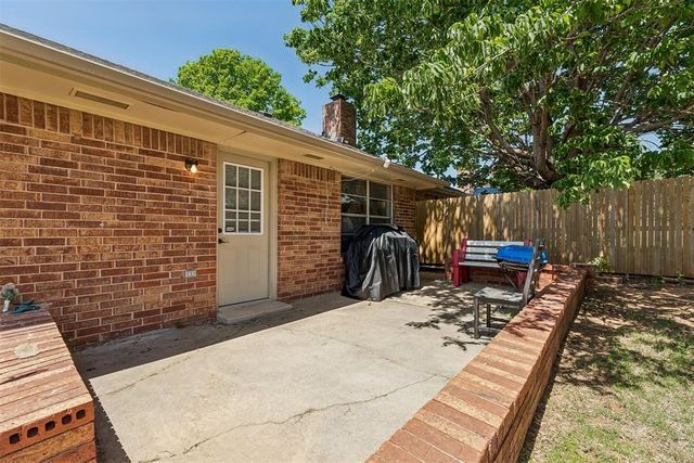 9912 S Country Club Drive, Oklahoma City, OK 73159