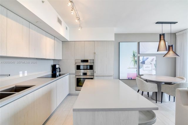 4010 S Ocean Drive R1006, Hollywood, FL 33019