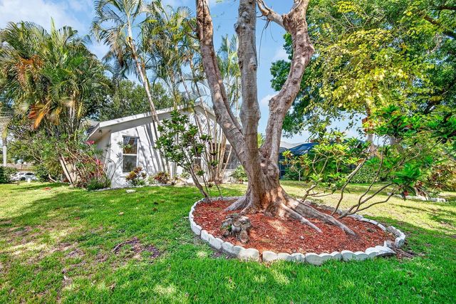 4913 72ND COURT E, Bradenton, FL 34203