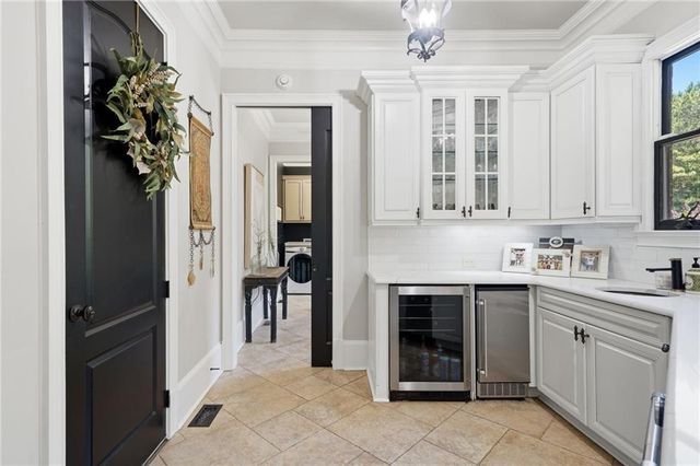521 Gold Shore Lane, Canton, GA 30114