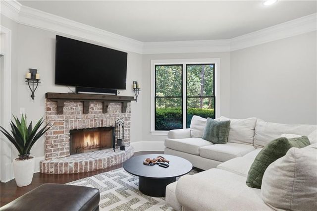 521 Gold Shore Lane, Canton, GA 30114
