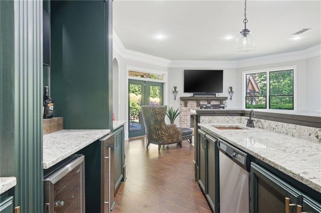 521 Gold Shore Lane, Canton, GA 30114