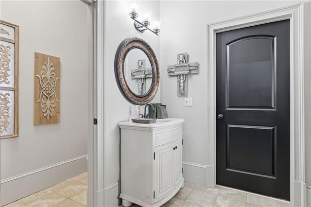 521 Gold Shore Lane, Canton, GA 30114