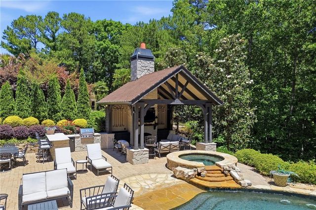 521 Gold Shore Lane, Canton, GA 30114