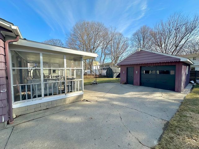 2456 Barnard Street, Saginaw, MI 48602