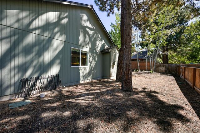 61324 Stardrift Drive, Bend, OR 97702