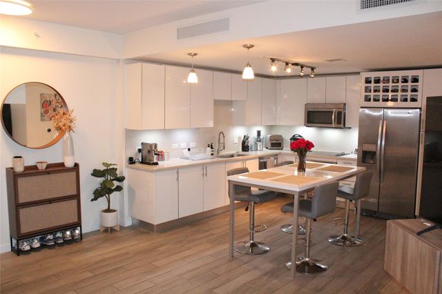 999 SW 1st Ave 3301, Miami, FL 33130