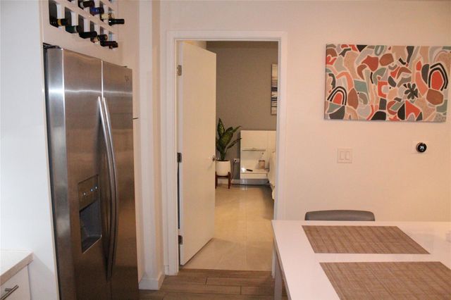 999 SW 1st Ave 3301, Miami, FL 33130