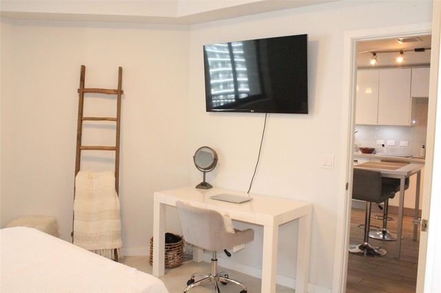 999 SW 1st Ave 3301, Miami, FL 33130