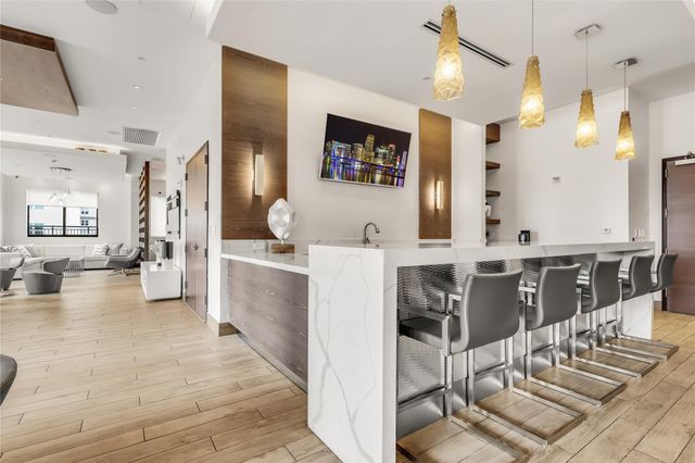 999 SW 1st Ave 3301, Miami, FL 33130