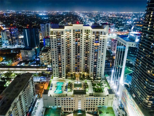 999 SW 1st Ave 3301, Miami, FL 33130