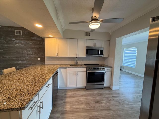 2428 COLUMBIA DRIVE 68, Clearwater, FL 33763