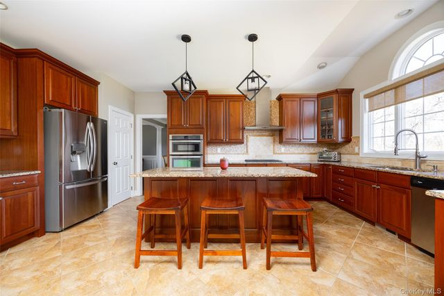 78 Moore Road, Hopewell Junction, NY 12533