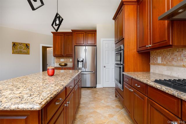 78 Moore Road, Hopewell Junction, NY 12533